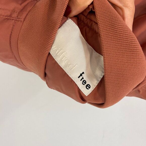 WILFRED FREE Aritzia Crop Aviator Bomber Jacket in Cognac XS Puff Fall Jacket - Picture 3 of 14